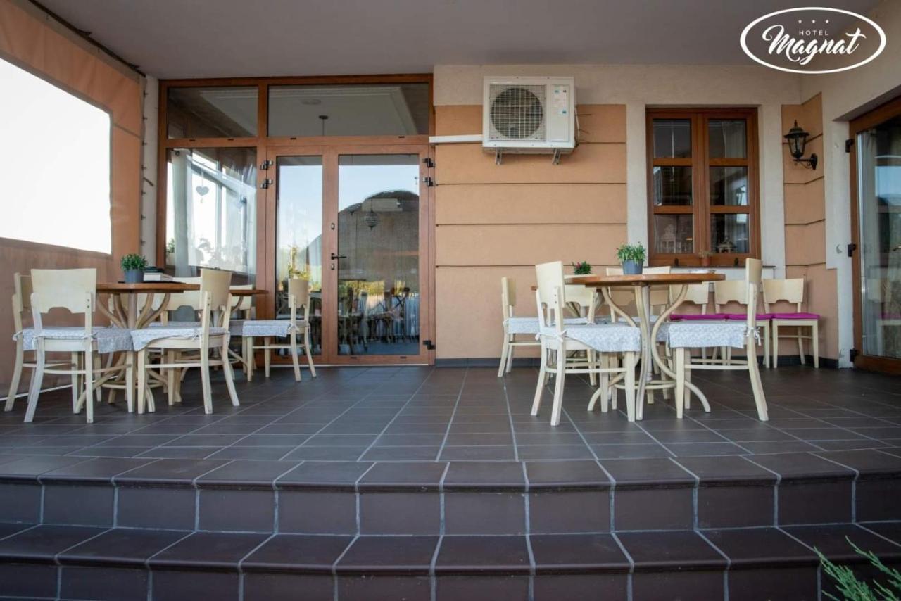 Hotel Magnat Słupca Εξωτερικό φωτογραφία