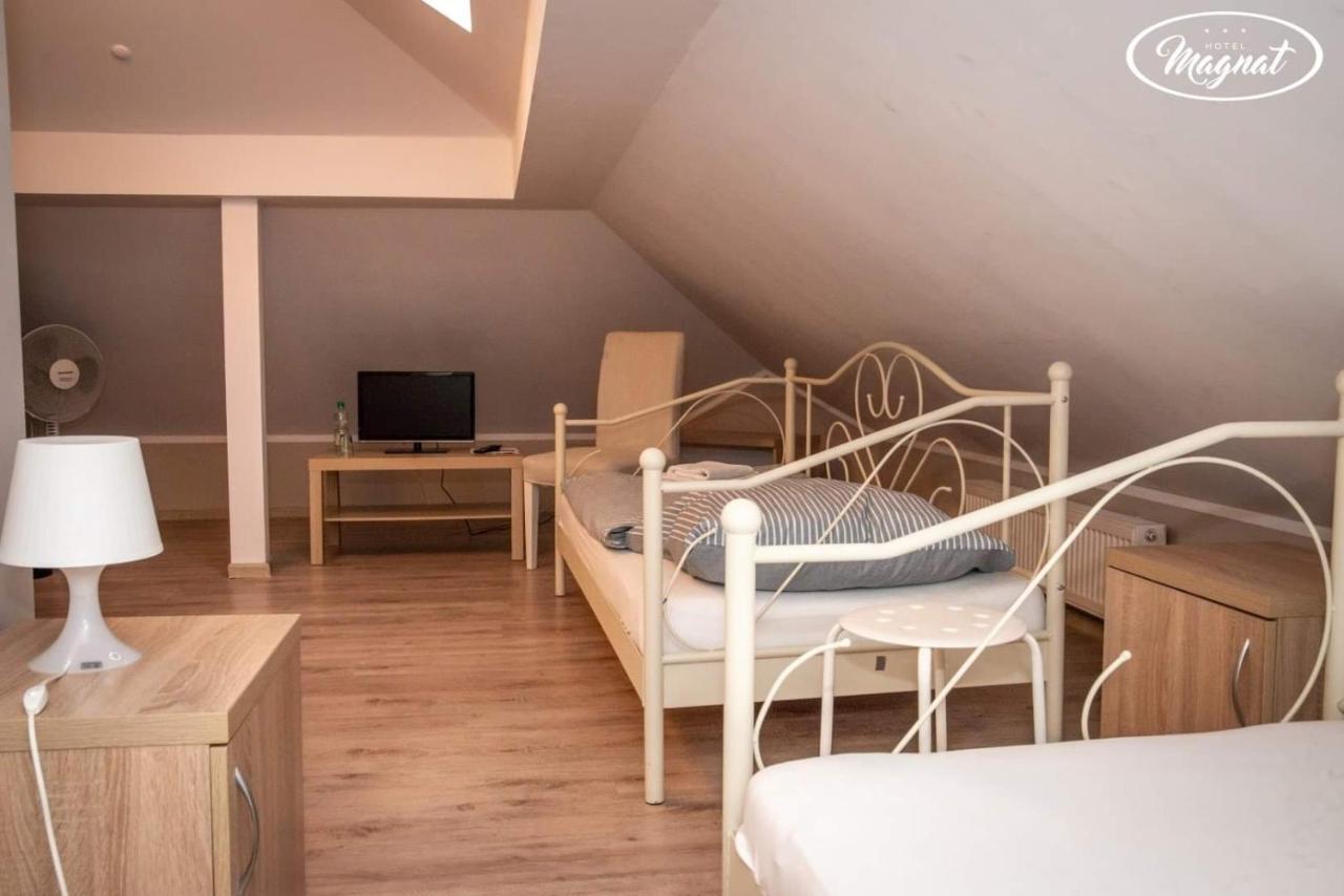 Hotel Magnat Słupca Εξωτερικό φωτογραφία