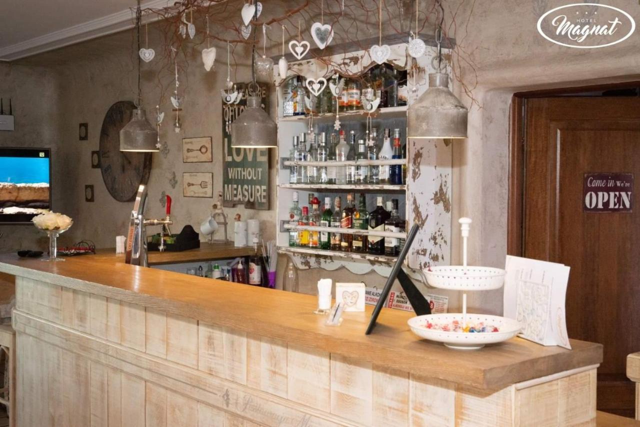 Hotel Magnat Słupca Εξωτερικό φωτογραφία