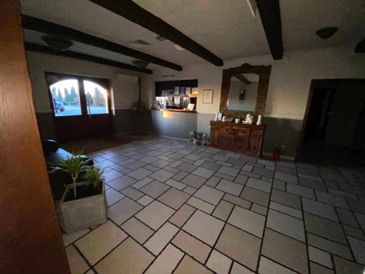 Hotel Magnat Słupca Εξωτερικό φωτογραφία