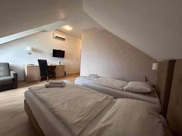 Hotel Magnat Słupca Εξωτερικό φωτογραφία